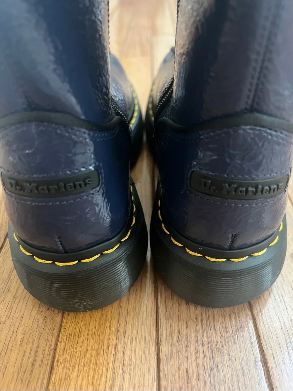 Dr Martens women’s BUZZ HI DISTRESSED PATENT BOOTS